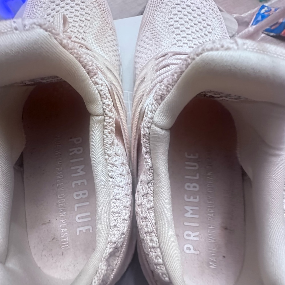 Adidas UltraBoost 5.0 DNA 'Halo Ivory' FZ1851 size 8.5 women's slightly used - Picture 5 of 10